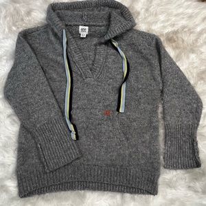 NWOT Urban Outfitters BDG Brady Brushed Knit Hoodie LS Sweatshirt Sz XS Gray